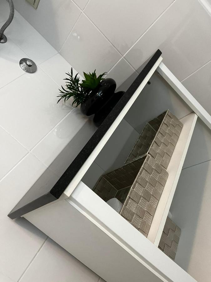 Appartement Apartman Gold Maris à Karlovac Extérieur photo